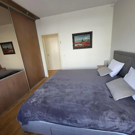 Apartment Kastani